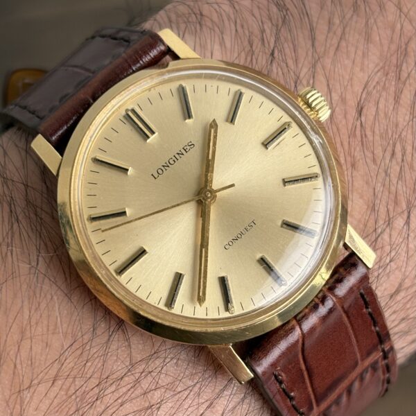 Longines Conquest Vintage 33mm - Caja de Oro Macizo 18k