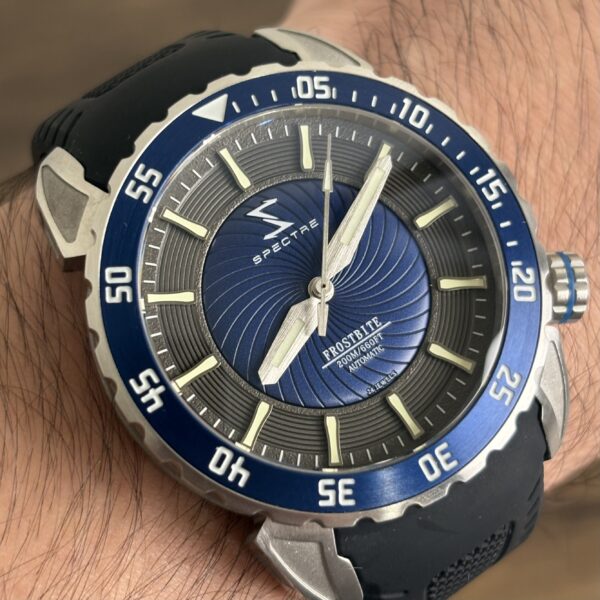 Spectre Frostbite Automatic