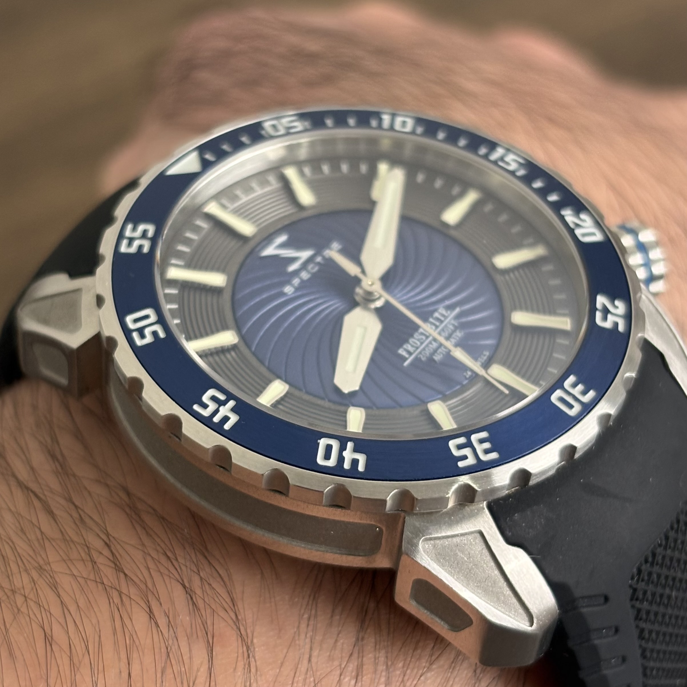 Spectre Frostbite Automatic - Image 2