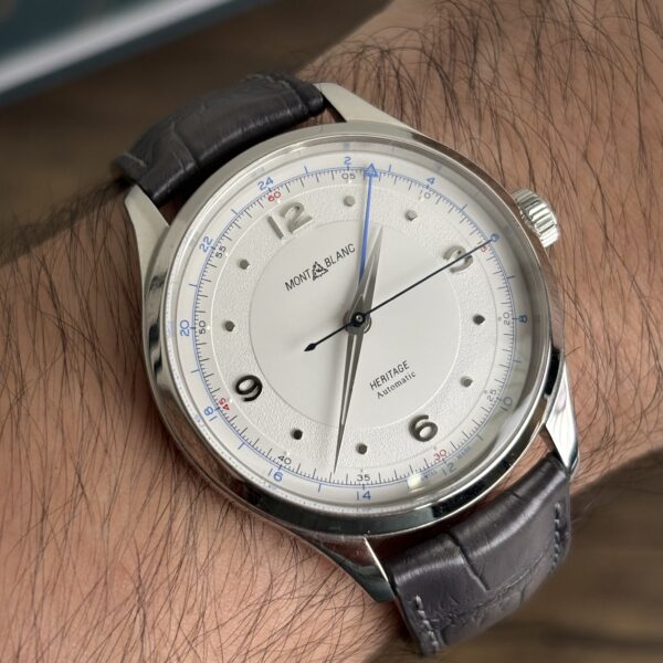 Montblanc Heritage GMT Automatic — Ref. 119943 — Detalles en Oro Rosa — Inspiración Minerva — Set Completo (2024)