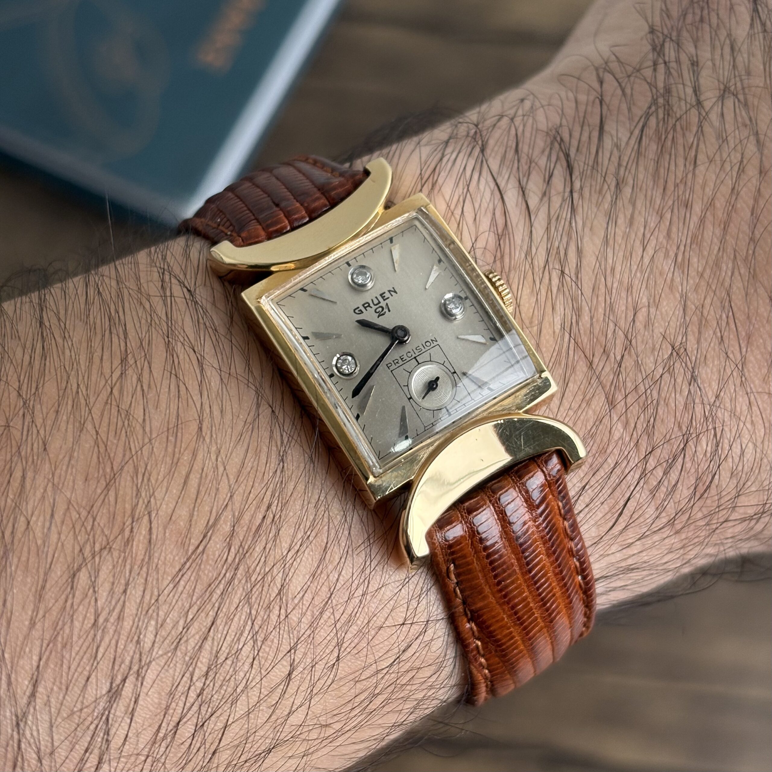 Gruen Curvex Art Deco